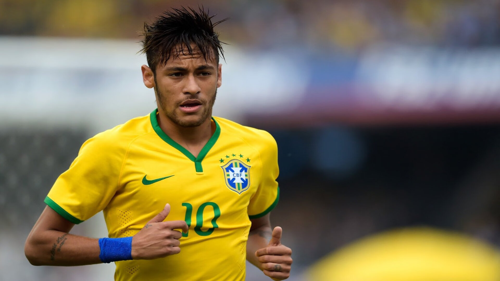 冲浪比赛：与海浪共舞，冲浪大赛