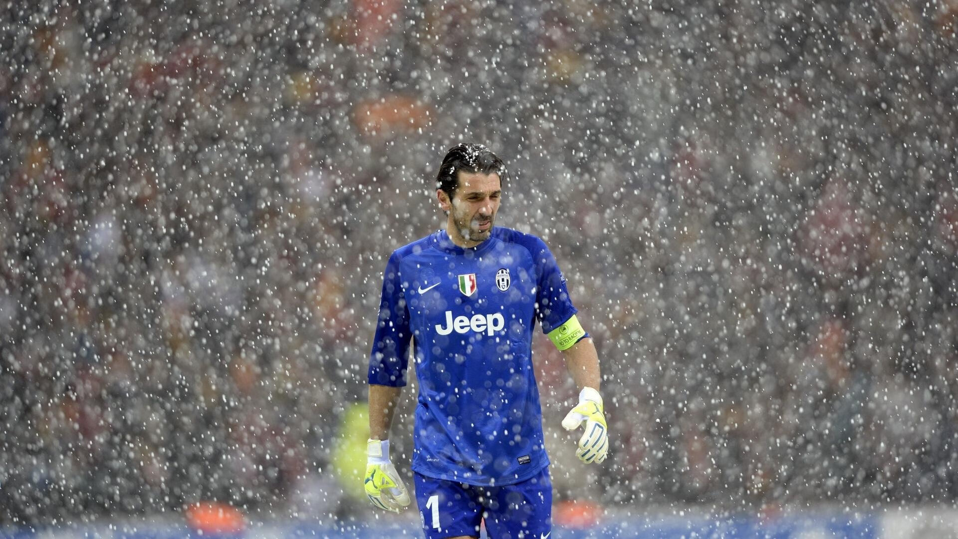 拜仁慕尼黑蓄势待发，欧洲之王之路曲折，拜仁慕尼黑巅峰时期