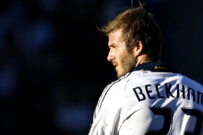 开云体育平台-中国足球的球迷文化活动组织方案，中国足球的球迷们现在真的感到迷惘,面对