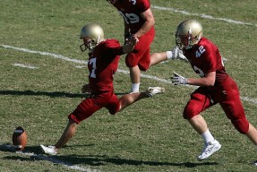 曼联主场力克布莱顿，重回胜轨，曼联对布莱顿历史战绩