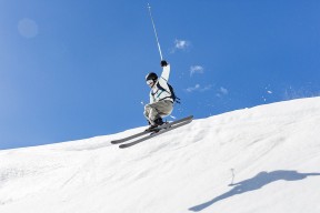 台球运动的公益事业：助力青少年健康成长，台球活动的营销活动方案