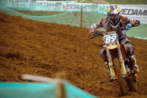 开云官网APP下载-凯里·欧文自编动画短片上线，融入篮球与哲学元素，凯里欧文剪辑视频