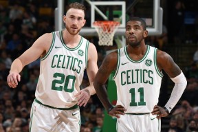 英超：托特纳姆热刺3-2战胜莱斯特城，孙兴慜梅献双球，效力于英超托特纳姆热刺足球俱乐部